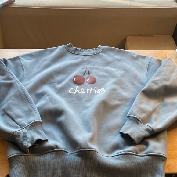 PROD NWOT Cherries sweatshirt with pockets! - Picture 1 of 7